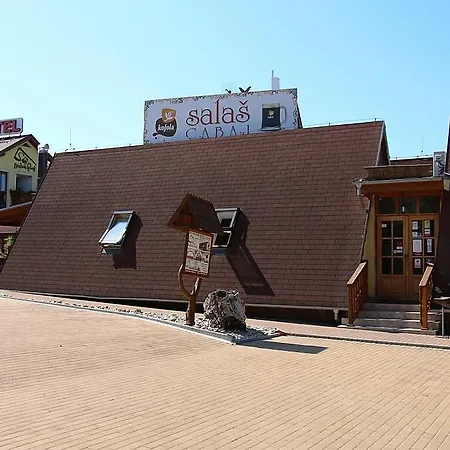 Salas 3*